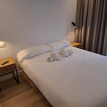 Apartamentos Aurea Pal 8 Y Gran Atenea Esperanto 5 Benidorm Exteriör bild
