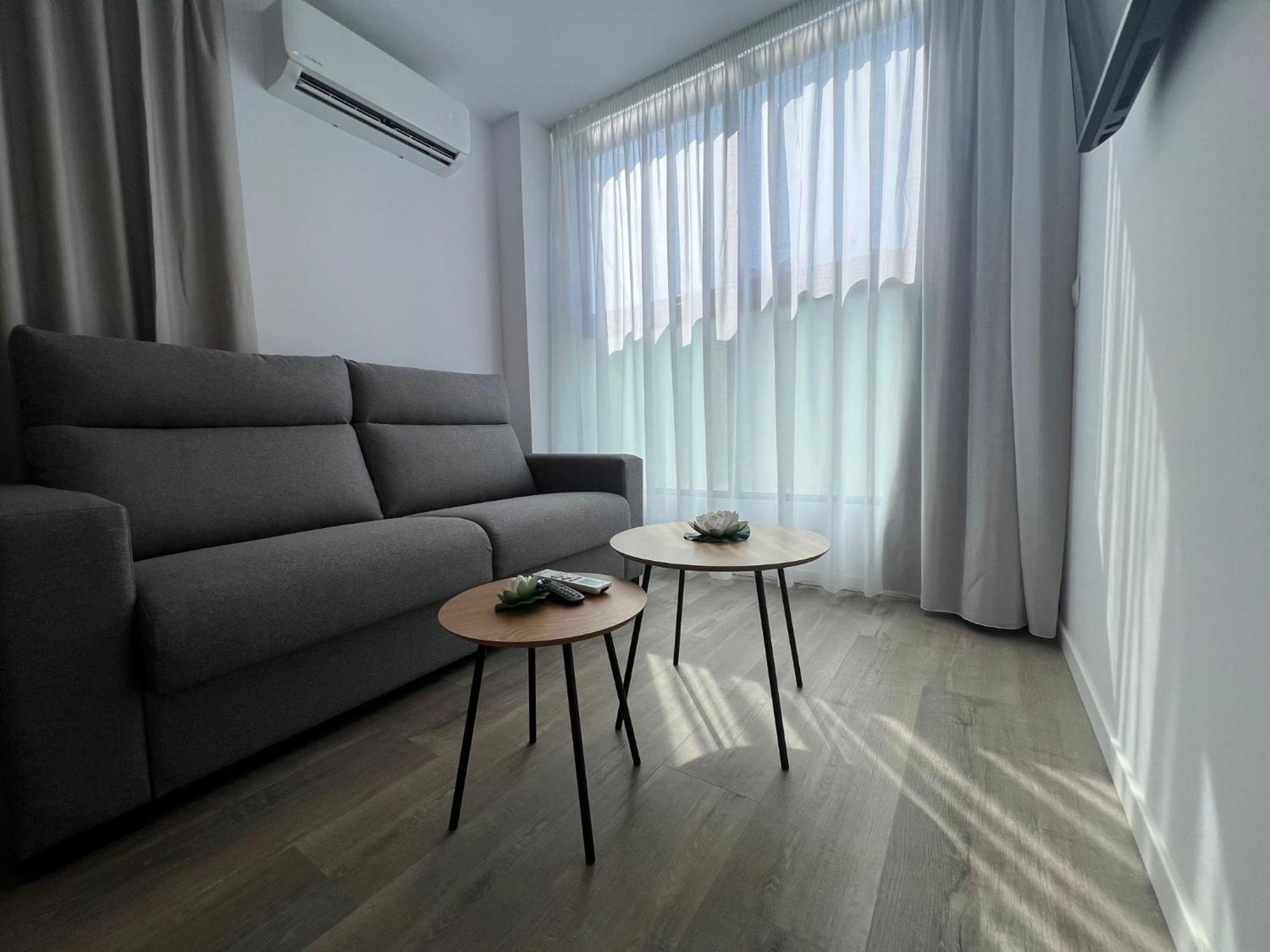 Apartamentos Aurea Pal 8 Y Gran Atenea Esperanto 5 Benidorm Exteriör bild